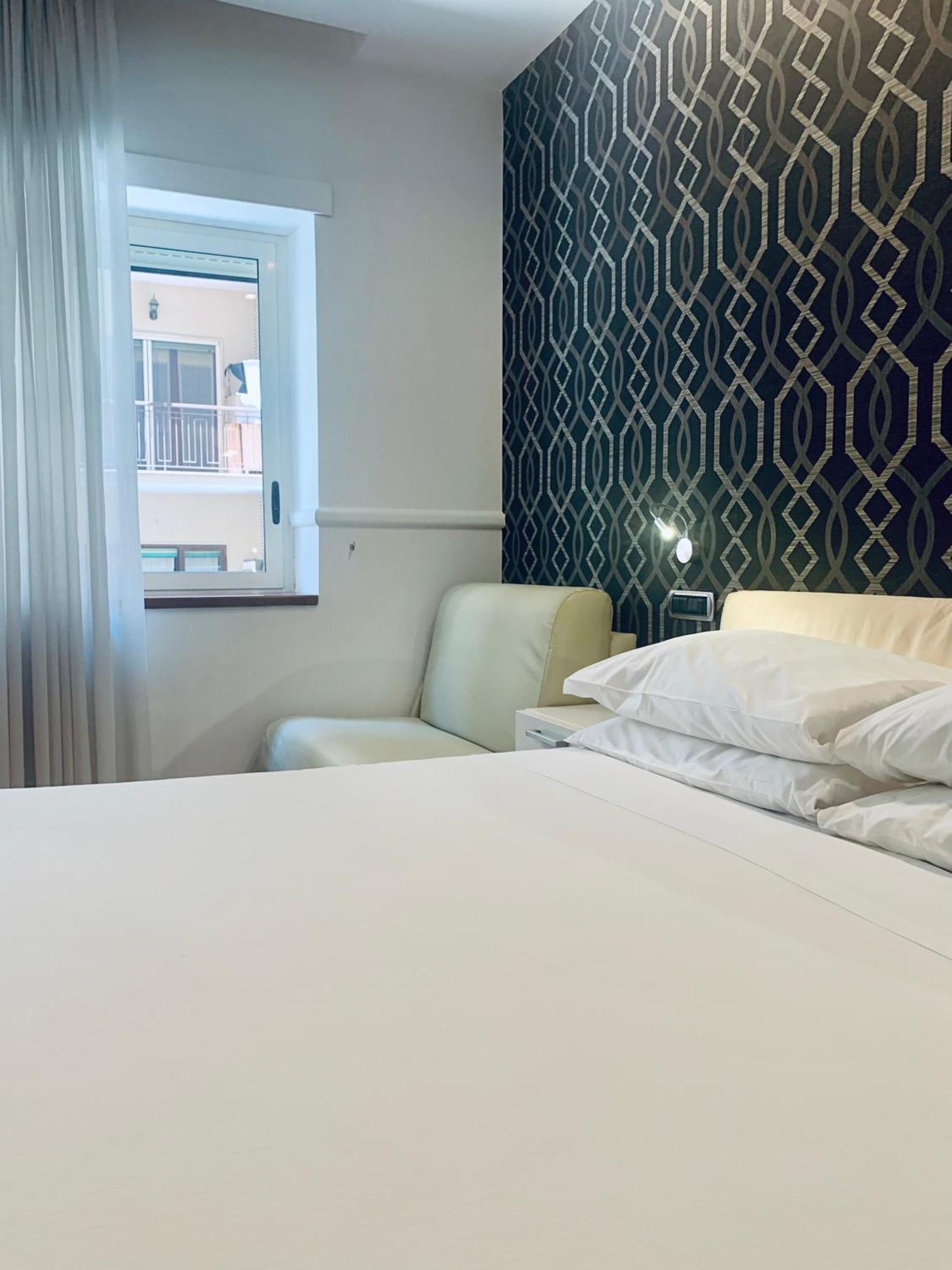 Bed and breakfast Napoliday Extérieur photo